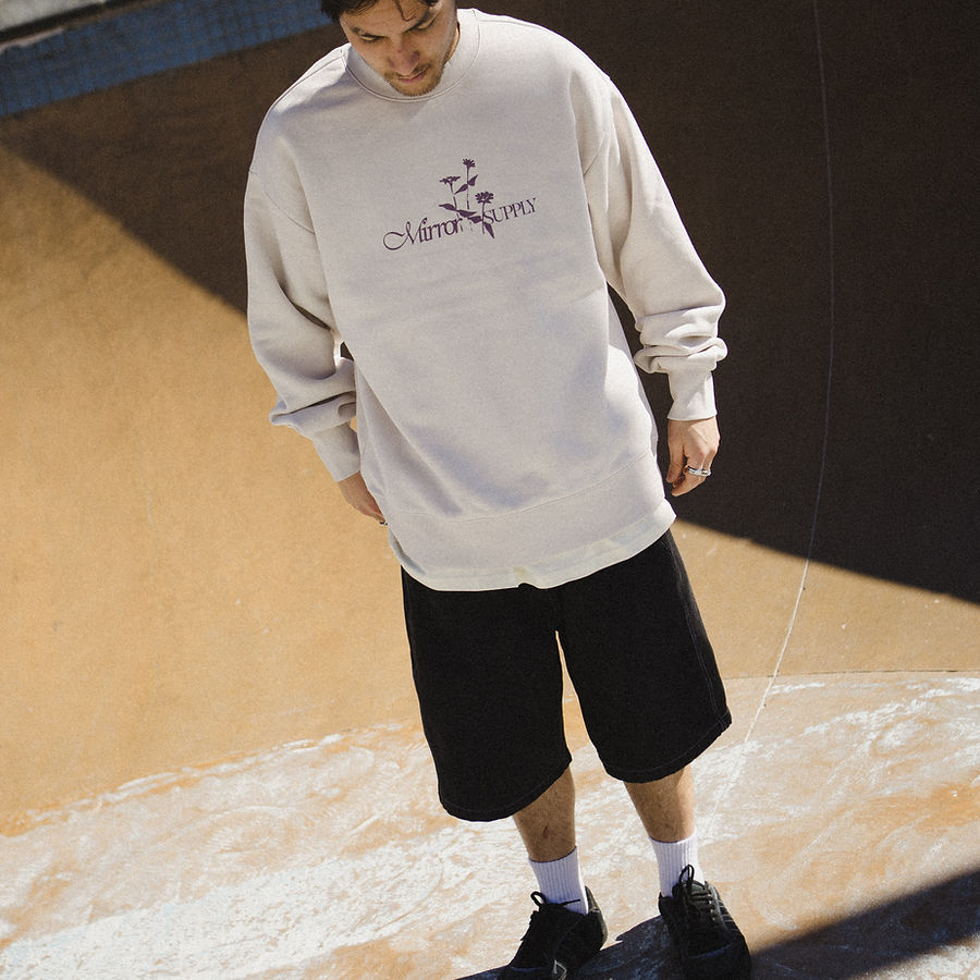Wonderland Heavyweight Crewneck (Bone)